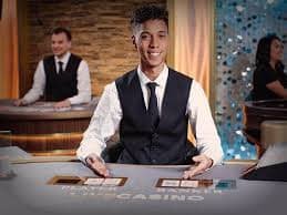 Antarmuka platform slot 500 menampilkan kategori permainan dan pasar olahraga
